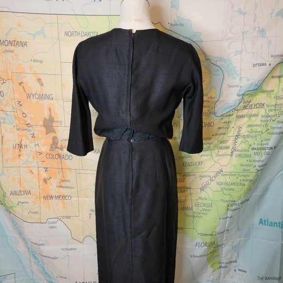 Vintage 1950s Neiman Marcus Elegant Black Dress With Bow Detail On Front - Picture 7 of 16